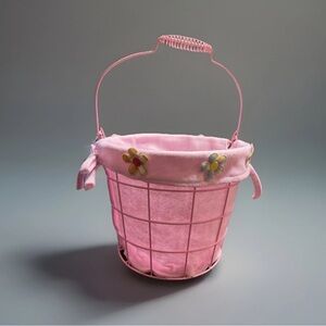 Felt Lined Metal Easter Basket, Floral Applique, Country Decor